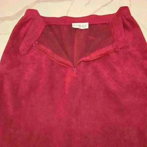 VTG Ultra Suede Womens Midi Maroon Skirt A-Line Size 30 Waist Made in the USA - Picture 3 of 8